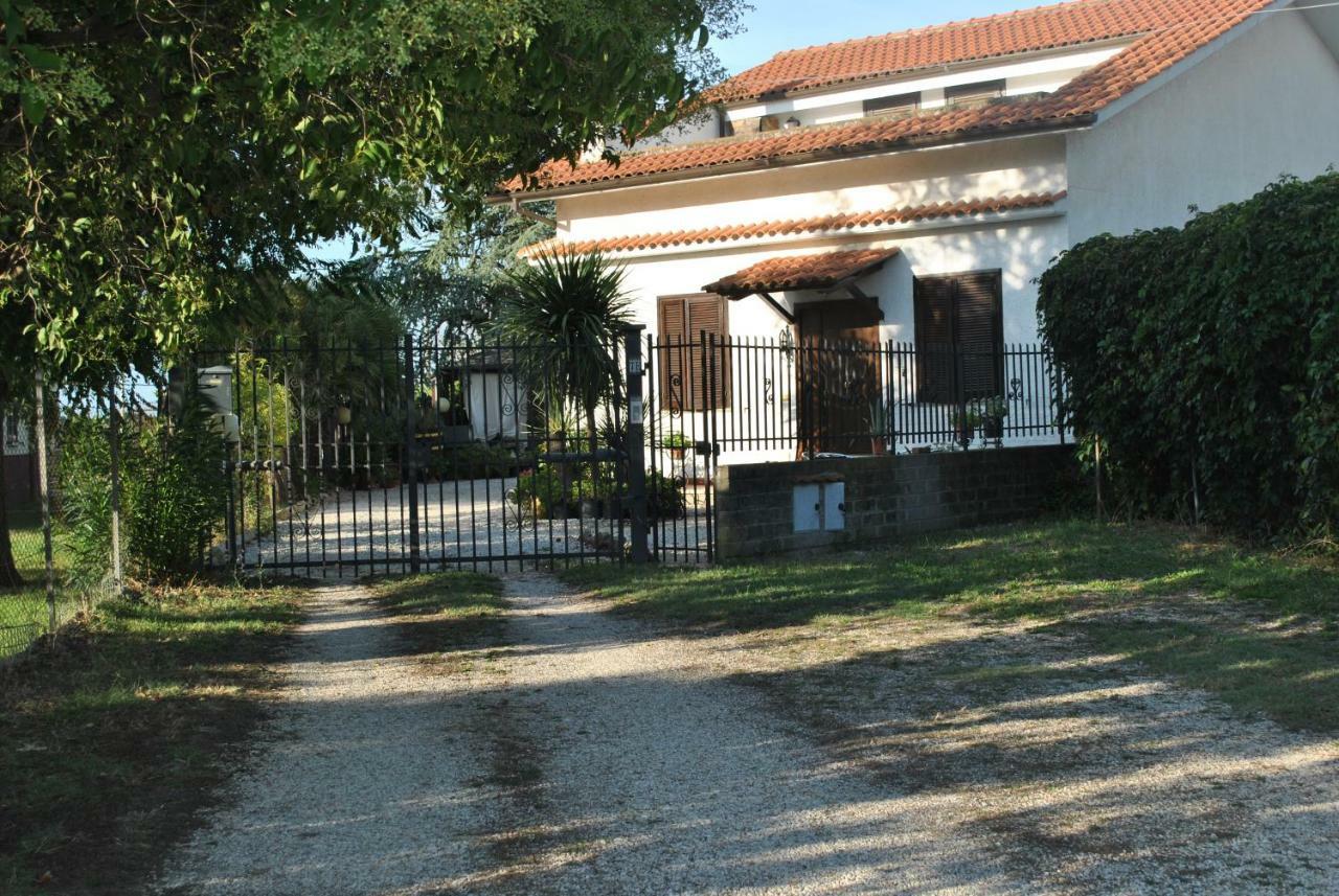 Villino Alle Terme Viterbo Buitenkant foto